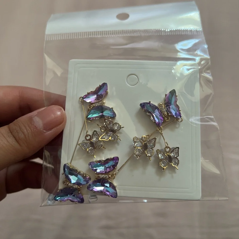 Forever 21 Gold and Purple Butterfly Hair Clips
